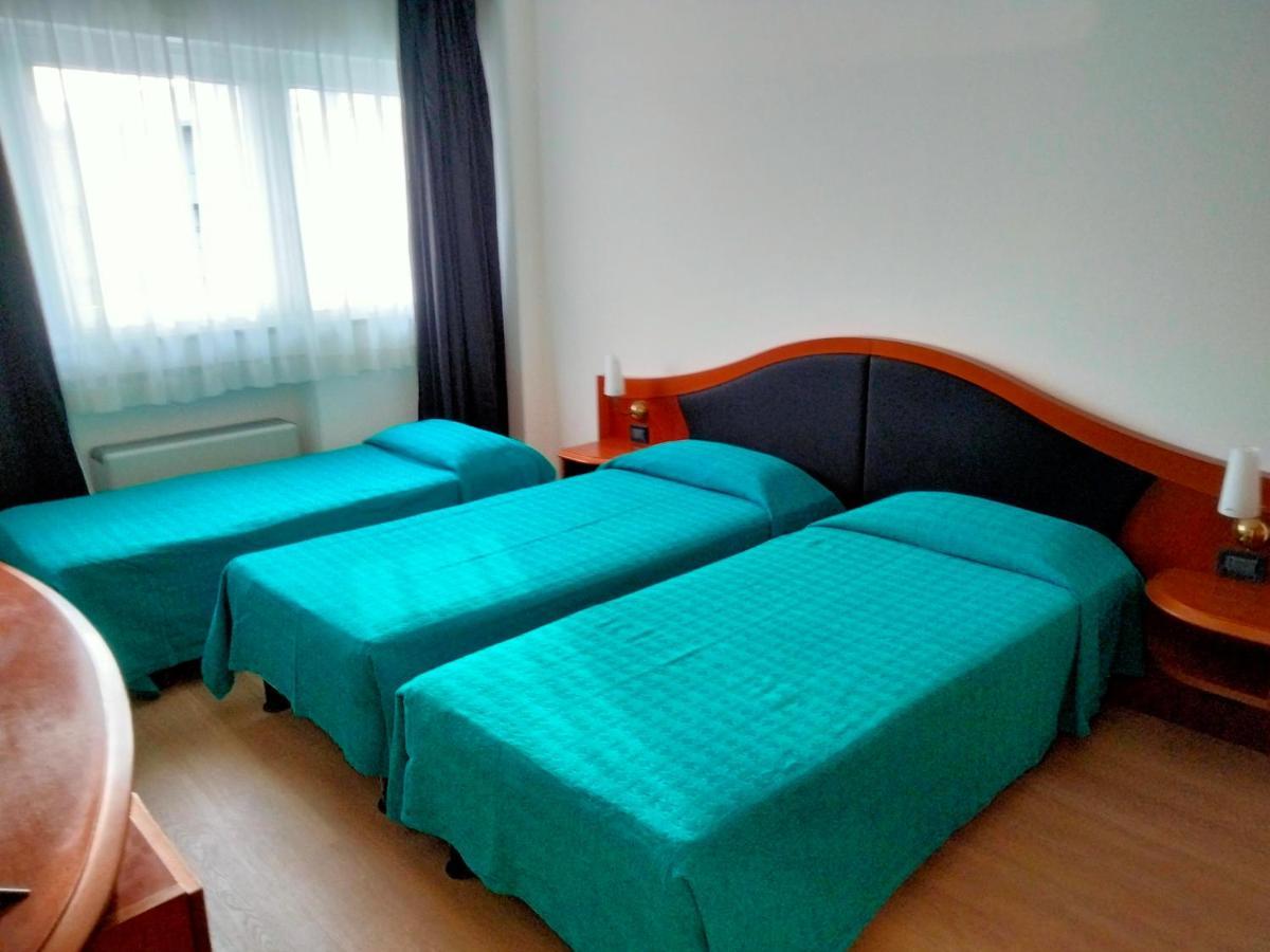 Hotel Donizetti Lallio Bagian luar foto