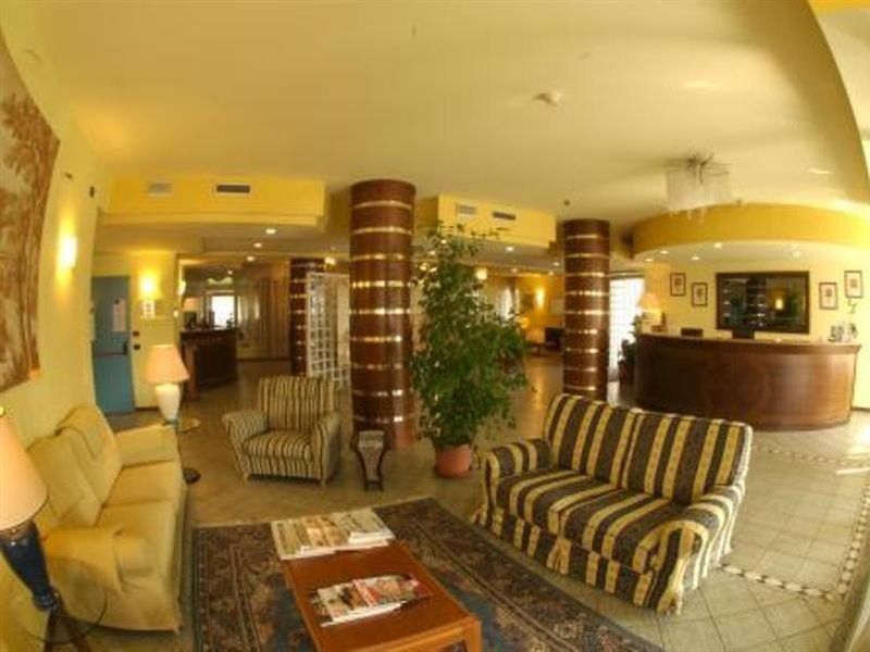 Hotel Donizetti Lallio Bagian luar foto