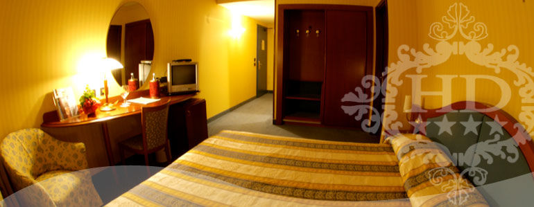 Hotel Donizetti Lallio Ruang foto